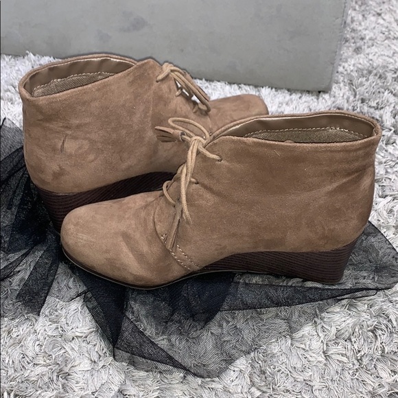 Dr Scholl’s Suede lace up ankle wedges - Picture 11 of 15